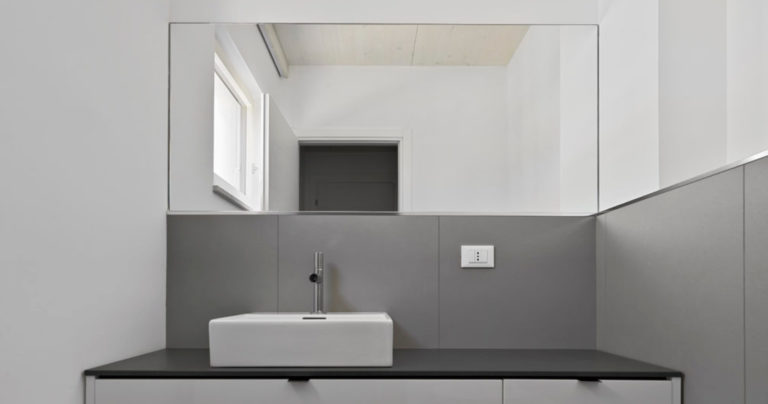 Espejo de baño básico a medida de Xpertials