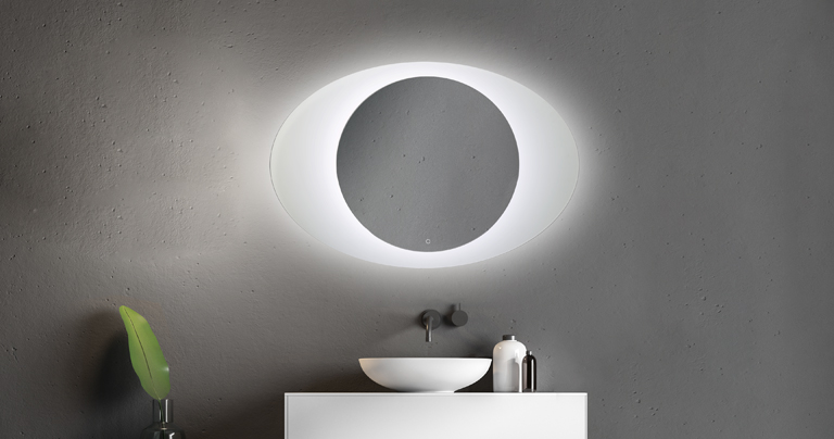 Espejo de baño con luz natural